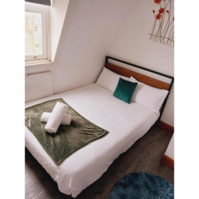 F407-4th Flr Studio for 2 Near Hyde Park